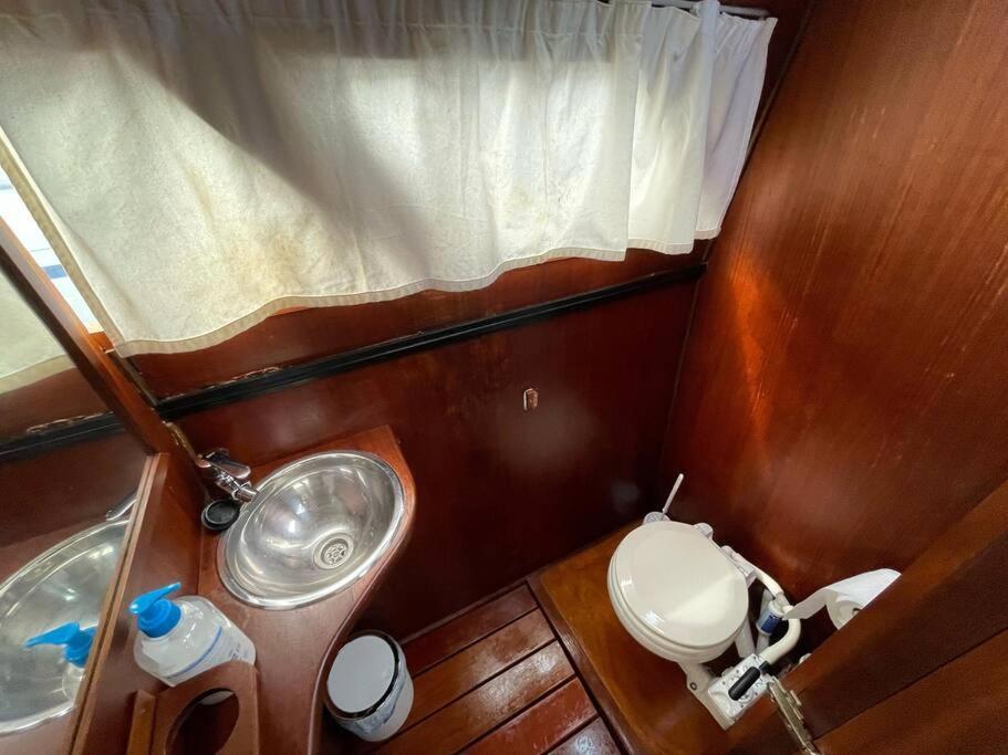 Hotel Barco Acogedor - Cosy Boat - Barcelona Exterior foto